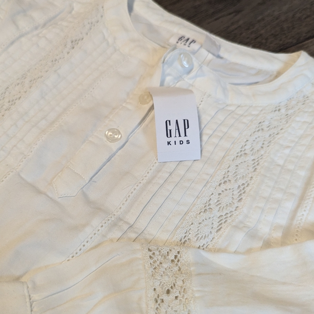 Gap girls top NEW